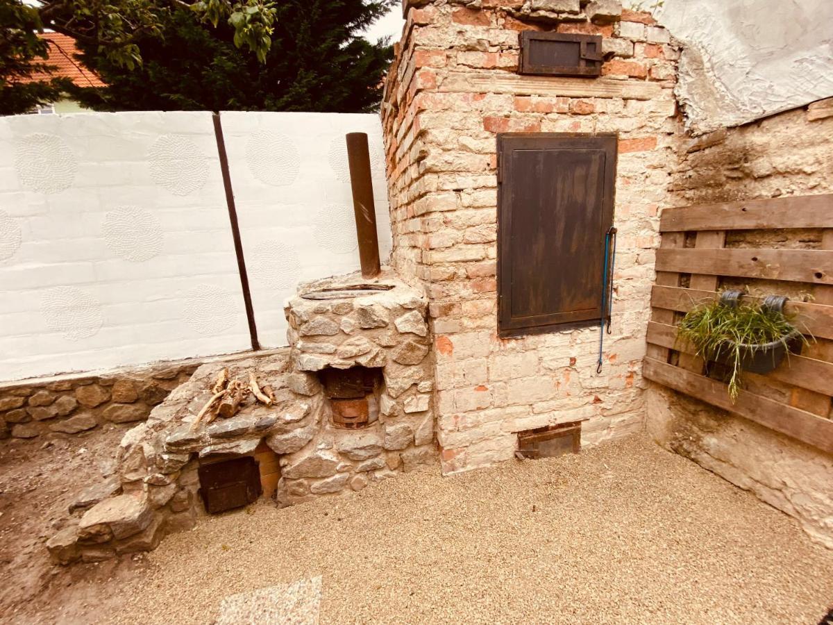 Chatky Daniel-Mikulov, A Private Campsite Just For You Exterior foto